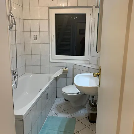 Moderne 2 Zimmer Wohnung mit Vollausstattung Ketsch Exterior foto