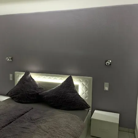 Moderne 2 Zimmer Wohnung mit Vollausstattung Ketsch Exterior foto