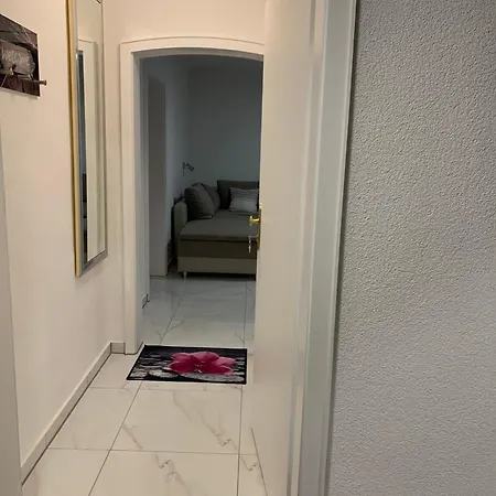 Moderne 2 Zimmer Wohnung mit Vollausstattung Ketsch Exterior foto