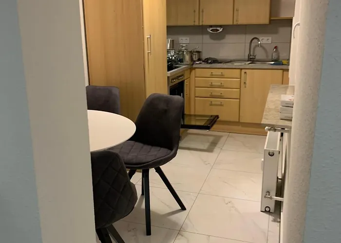 Moderne 2 Zimmer Wohnung Mit Vollausstattung